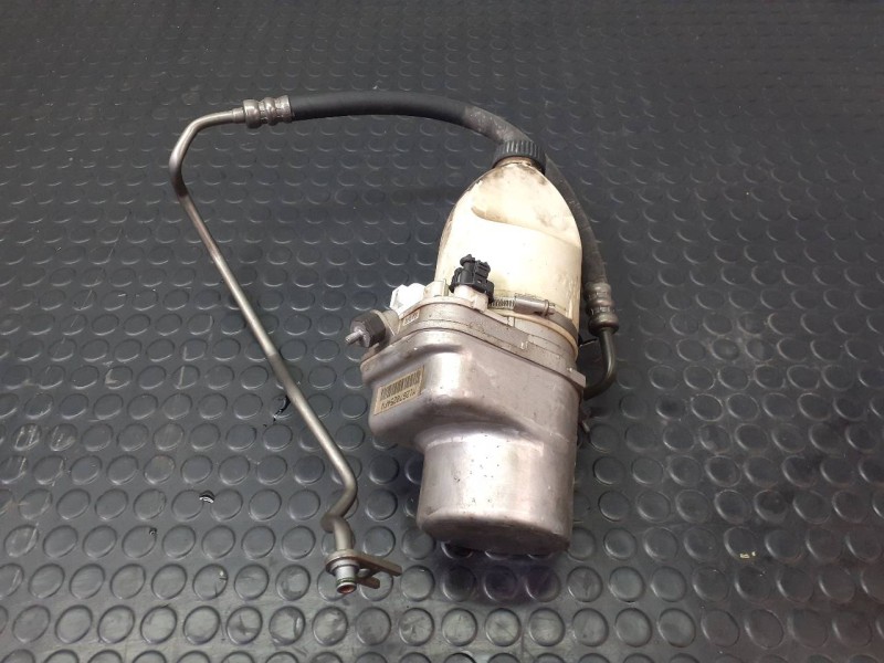 Recambio de bomba direccion para ford transit, caja cerr. corto 95 2.5 diesel cat referencia OEM IAM   P3-B4-18-2