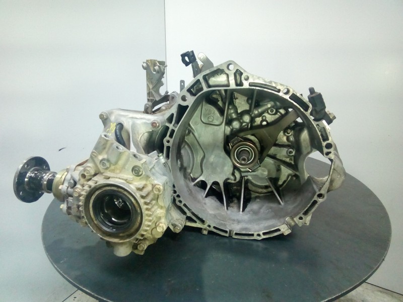 Recambio de caja cambios para nissan x-trail (t30) sport referencia OEM IAM YD4  M1-B4-84