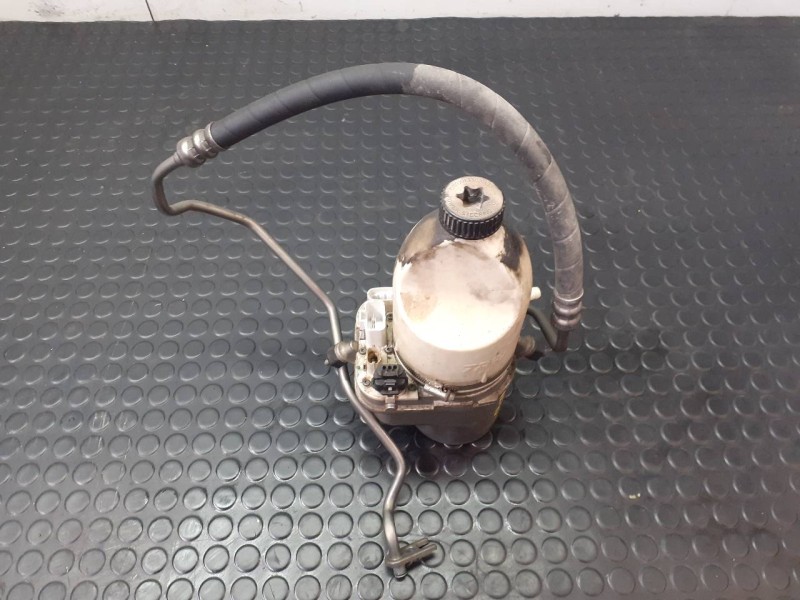 Recambio de bomba direccion para ford transit, caja cerr. corto 95 2.5 diesel cat referencia OEM IAM   P3-B4-18-2