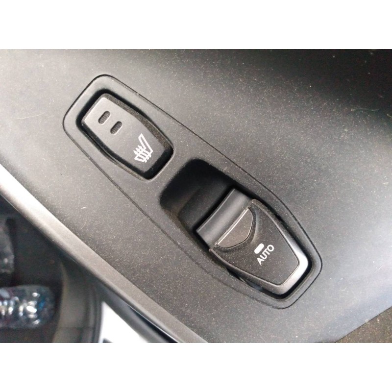 Recambio de mando elevalunas trasero derecho para hyundai santa fe (dm) style 4wd referencia OEM IAM   