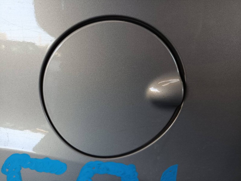 Recambio de tapa exterior combustible para ford tourneo courier (c4a) titanium referencia OEM IAM   