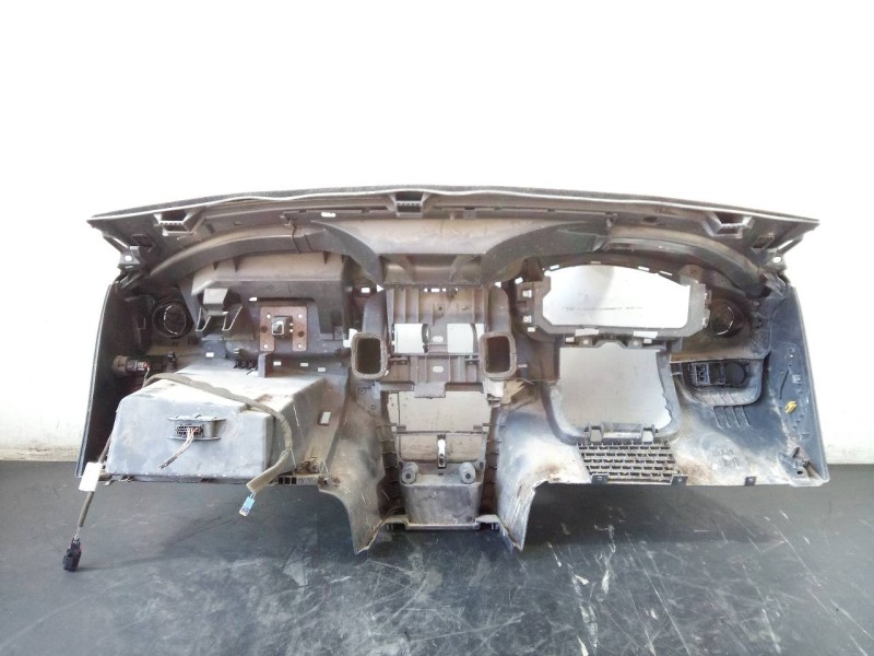 Recambio de salpicadero para dacia sandero stepway referencia OEM IAM   P1-A1-16
