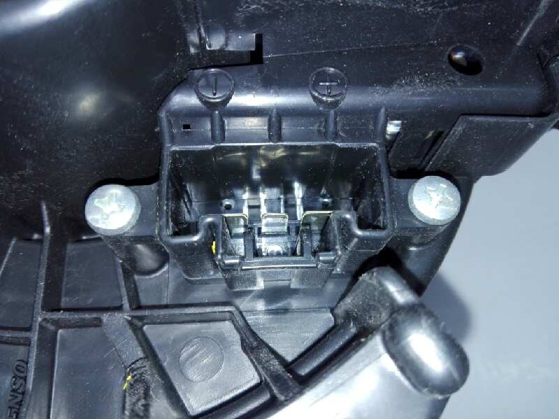 Recambio de ventilador calefaccion para toyota auris live referencia OEM IAM 2727008083  E2-B4-19-1