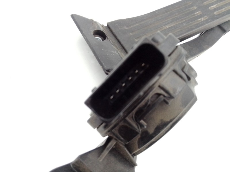 Recambio de pedal acelerador para hyundai i30 (gd) tecno referencia OEM IAM 327003XXXX  E3-A3-41-2