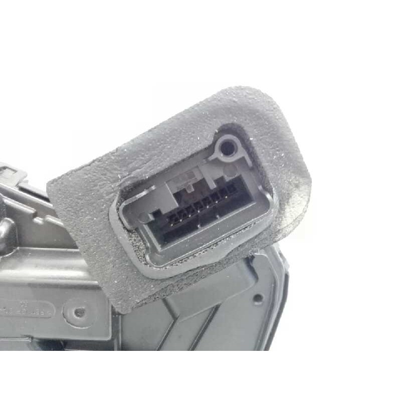 Recambio de cerradura puerta trasera derecha para volkswagen touran (5t1) edition bmt referencia OEM IAM 5TA839016E  E1-B6-20-3