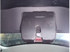 CERRADURA MALETERO / PORTON 