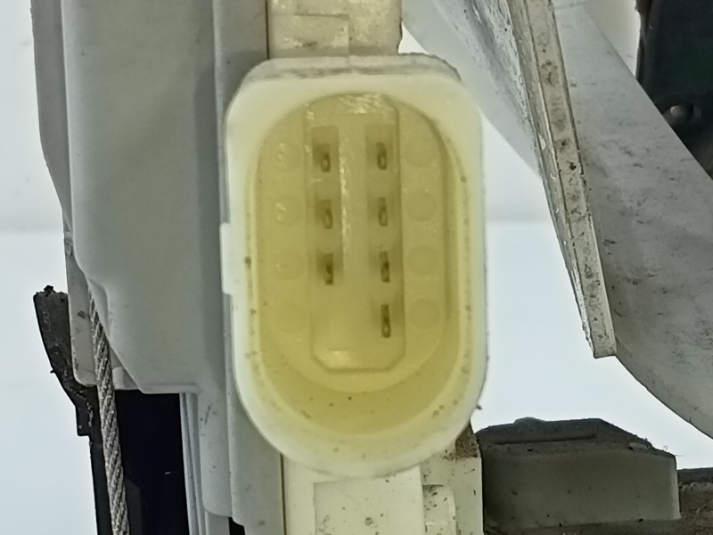 Recambio de cerradura puerta trasera izquierda para volkswagen passat variant (365) advance bluemotion referencia OEM IAM 3C4839