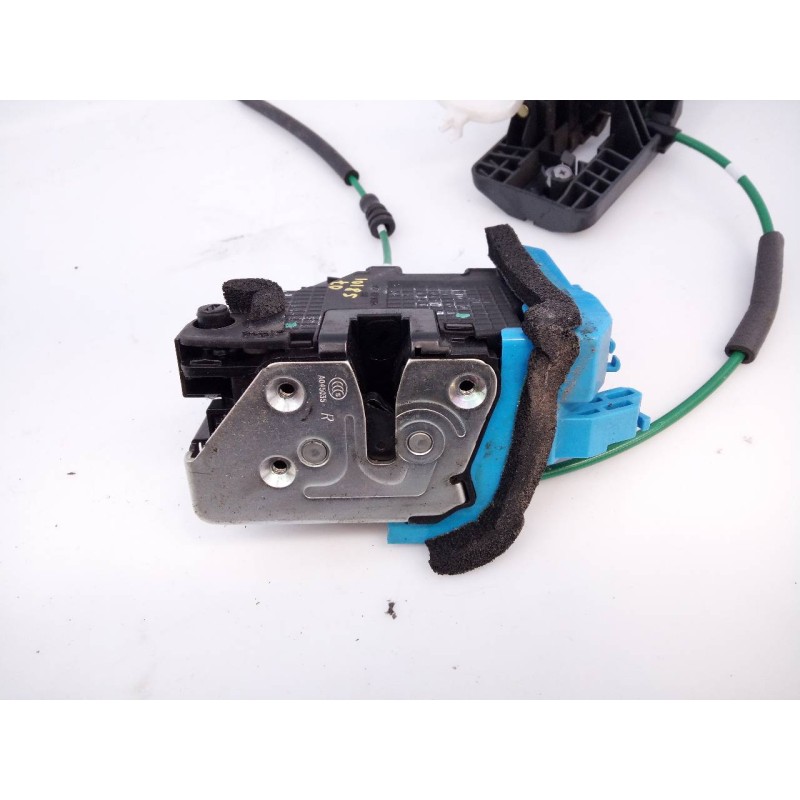 Recambio de cerradura puerta trasera derecha para hyundai i30 (gd) tecno referencia OEM IAM 81420A6100JBK  E2-B5-39-1