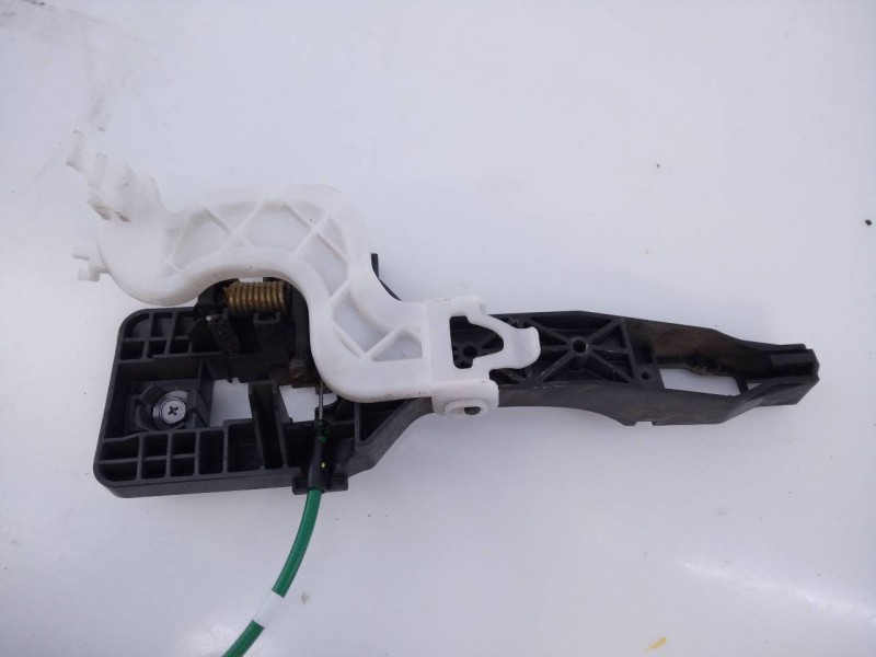 Recambio de cerradura puerta trasera derecha para hyundai i30 (gd) tecno referencia OEM IAM 81420A6100JBK  E2-B5-39-1