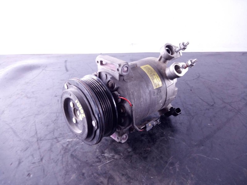 Recambio de compresor aire acondicionado para ford focus lim. (cb8) 1.0 ecoboost cat referencia OEM IAM CV6119D629FE  P3-B2-24-2
