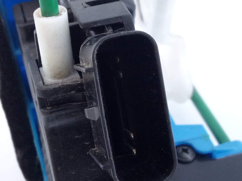 Recambio de cerradura puerta trasera izquierda para hyundai i30 (gd) tecno referencia OEM IAM 81410A6100JBK A045035 E2-B5-5-2