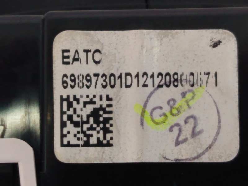 Recambio de mando climatizador para ford fiesta (cb1) trend referencia OEM IAM 8A6T18C612AG 69897301D121208 E3-B3-35-3