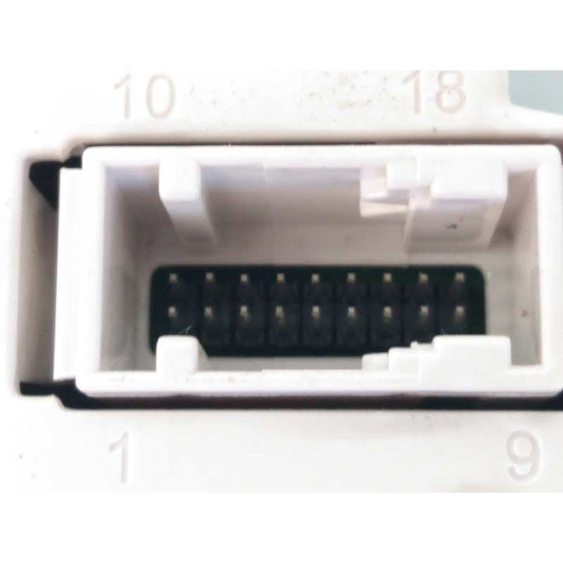 Recambio de mando climatizador para ford fiesta (cb1) trend referencia OEM IAM 8A6T18C612AG 69897301D121208 E3-B3-35-3