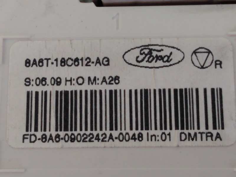 Recambio de mando climatizador para ford fiesta (cb1) trend referencia OEM IAM 8A6T18C612AG 69897301D121208 E3-B3-35-3