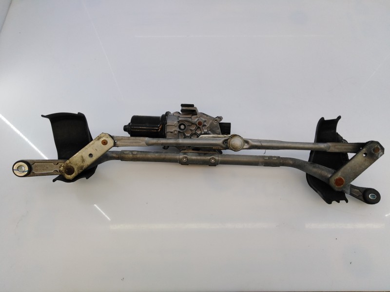 Recambio de motor limpia delantero para mazda 3 lim. () evolution referencia OEM IAM 5518C052 BJS76737X E2-A2-55-2