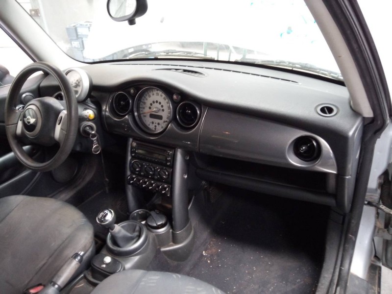 Recambio de salpicadero para bmw mini (r50,r53) one referencia OEM IAM   