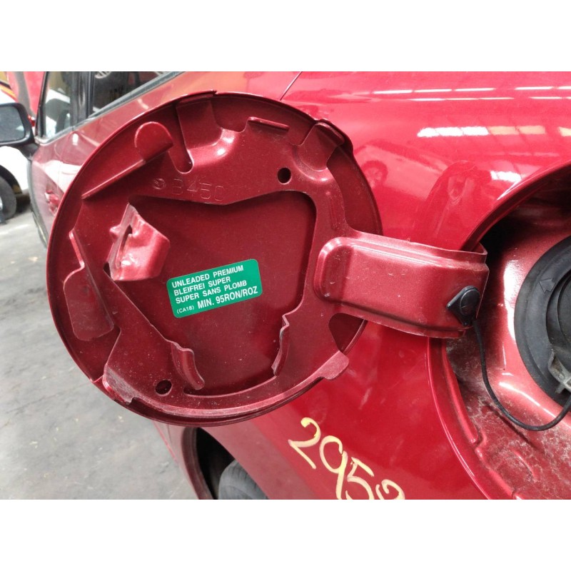 Recambio de tapa exterior combustible para mazda 3 lim. () evolution referencia OEM IAM   