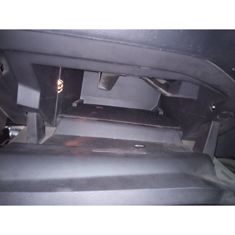 Recambio de guantera para ford focus lim. (cb8) 1.0 ecoboost cat referencia OEM IAM   