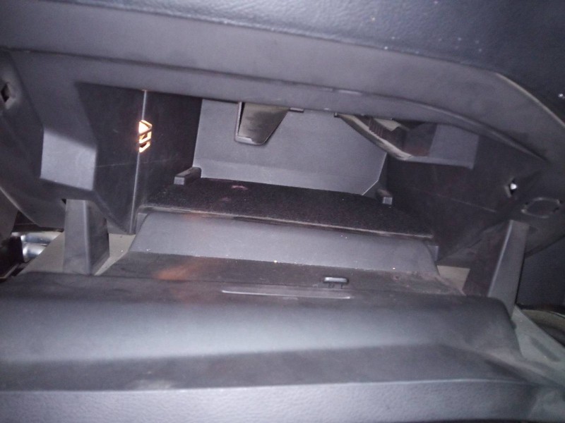 Recambio de guantera para ford focus lim. (cb8) 1.0 ecoboost cat referencia OEM IAM   