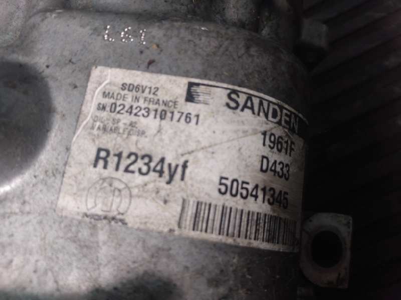 Recambio de compresor aire acondicionado para fiat fiorino básico furgón referencia OEM IAM 50541345 SD6VDJF P3-A1-9-1