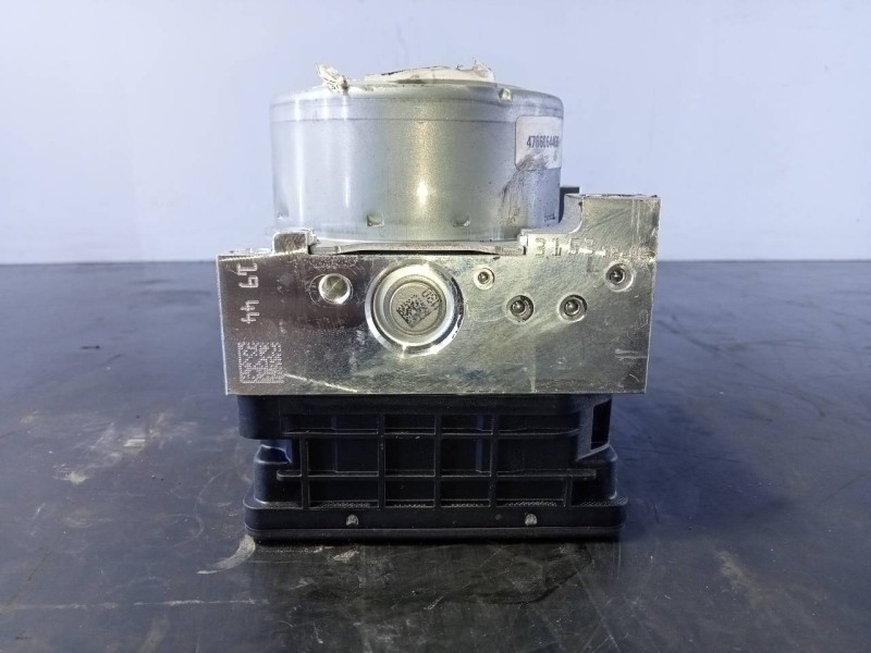 Recambio de abs para dacia sandero iii stepaway referencia OEM IAM 476602867R  P3-B8-24-2