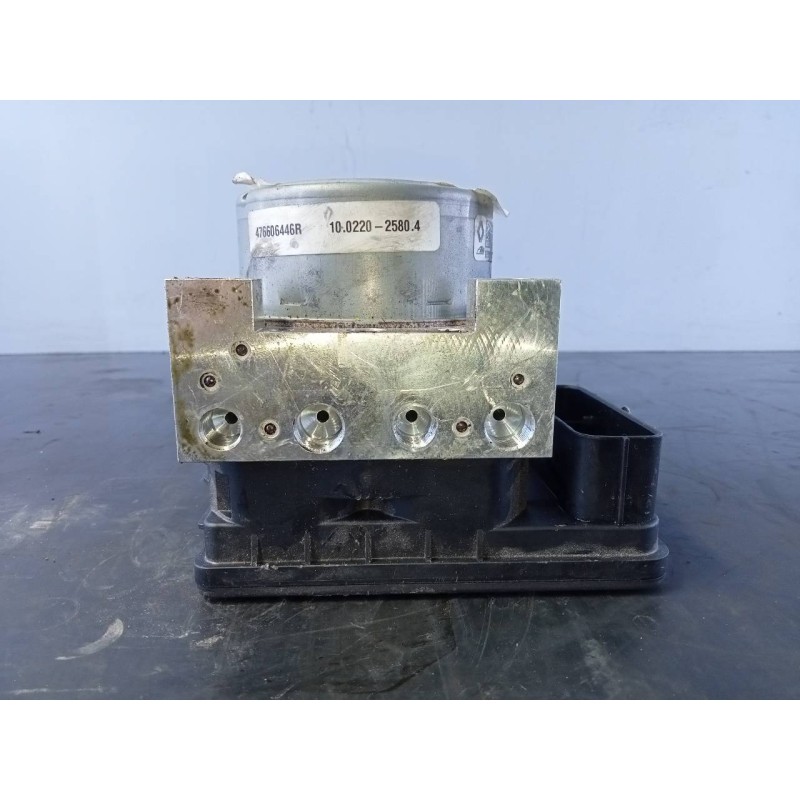 Recambio de abs para dacia sandero iii stepaway referencia OEM IAM 476602867R  P3-B8-24-2
