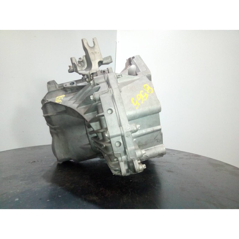 Recambio de caja cambios para chevrolet cruze hatchback lt referencia OEM IAM R110625097P  M1-A3-157