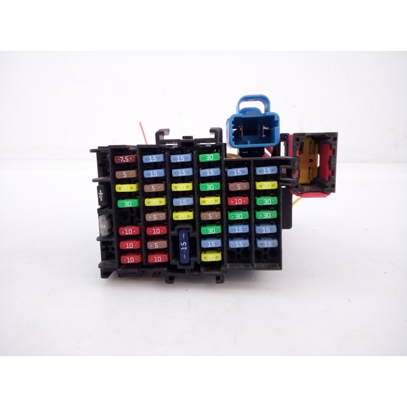 Recambio de caja reles / fusibles para renault twingo dynamique referencia OEM IAM   E2-A1-33-1