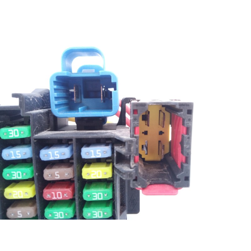 Recambio de caja reles / fusibles para renault twingo dynamique referencia OEM IAM   E2-A1-33-1