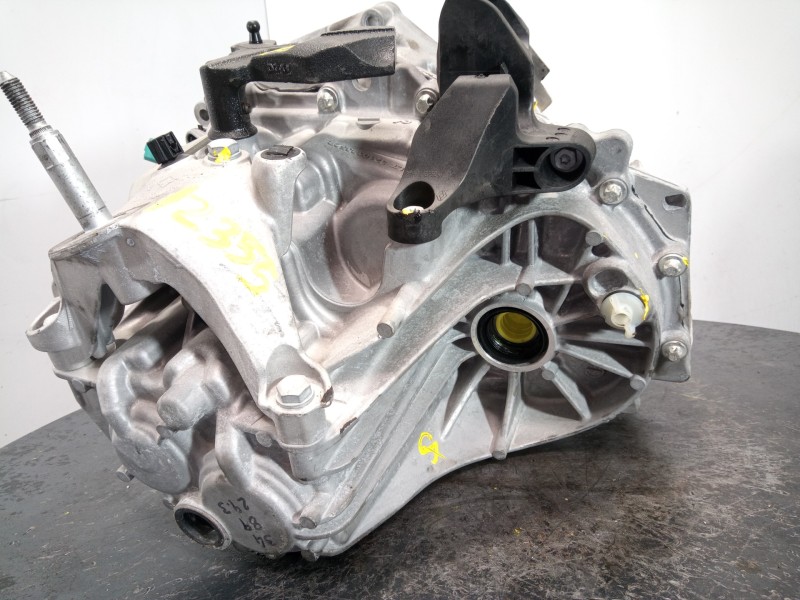 Recambio de caja cambios para dacia sandero iii stepaway referencia OEM IAM JT4004  M1-B3-167