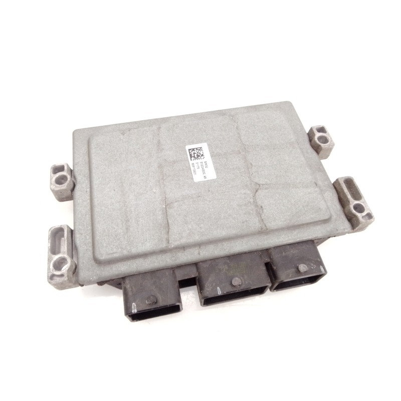 Recambio de centralita motor uce para renault twingo dynamique referencia OEM IAM 8200774747 8200700695 E2-A1-34-6