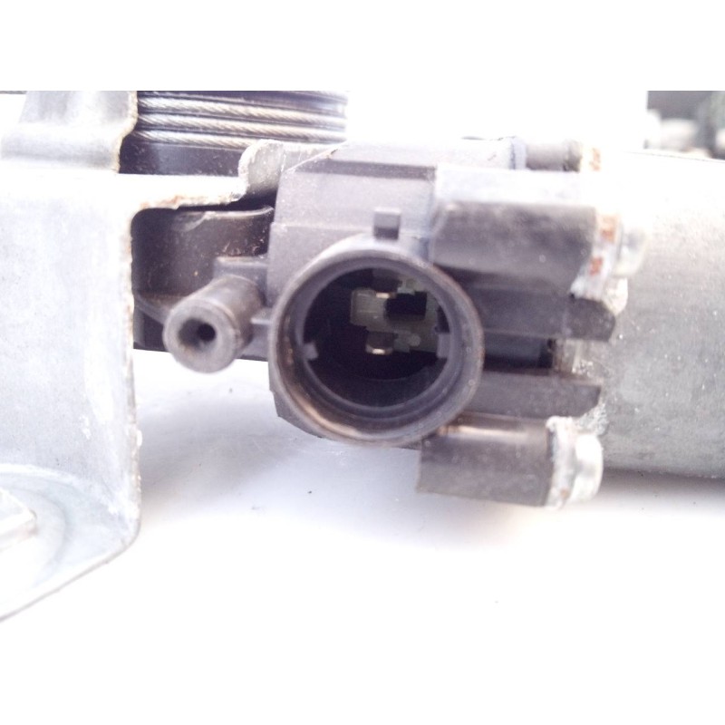 Recambio de elevalunas delantero derecho para renault twingo dynamique referencia OEM IAM R119359ARM  E1-A1-36-2