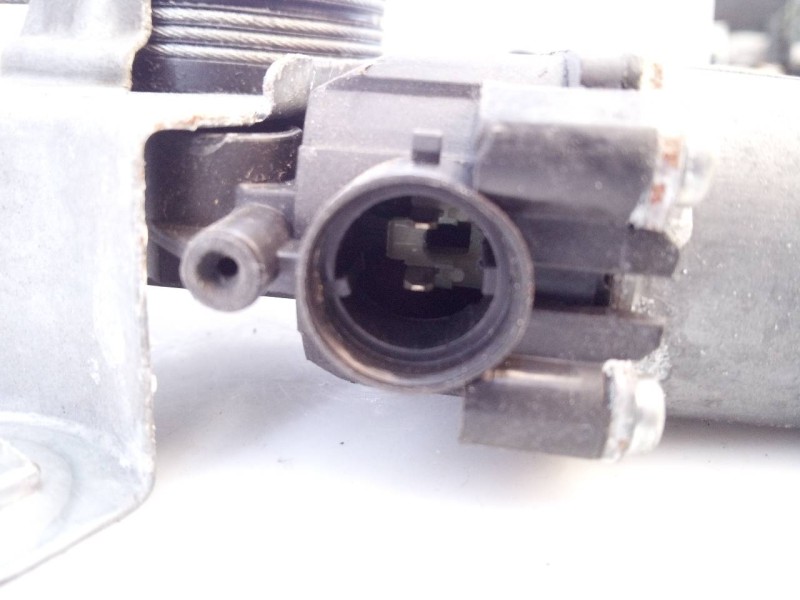 Recambio de elevalunas delantero derecho para renault twingo dynamique referencia OEM IAM R119359ARM  E1-A1-36-2