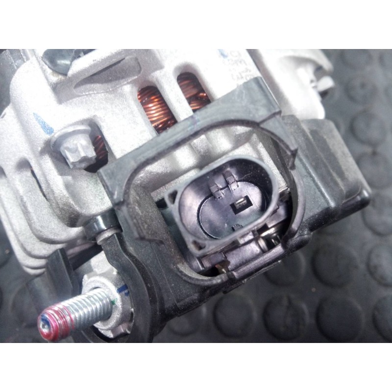 Recambio de alternador para hyundai kona essence 2wd referencia OEM IAM 3730004950  P3-A5-14-1