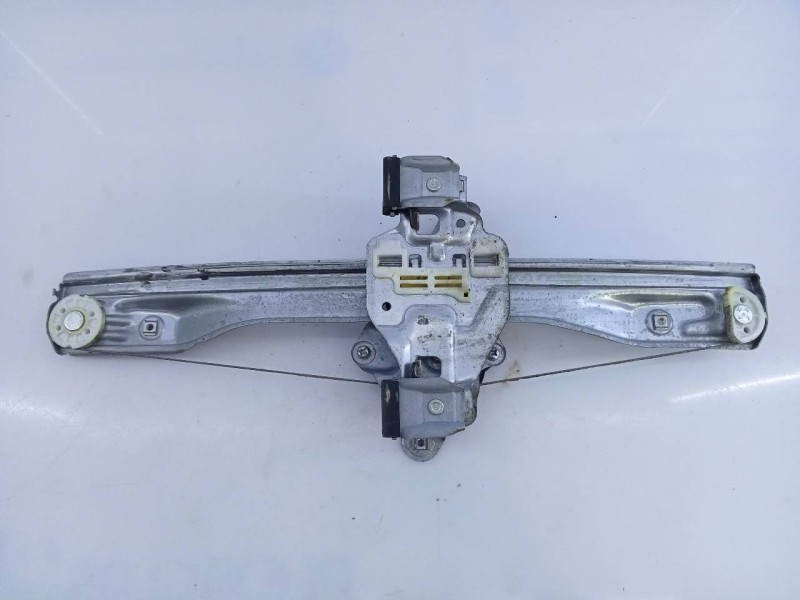 Recambio de elevalunas trasero izquierdo para chevrolet cruze hatchback lt referencia OEM IAM   E2-B6-3-2