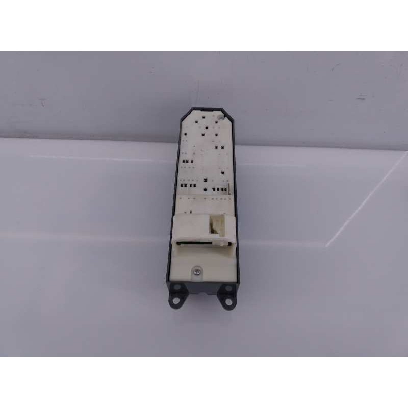 Recambio de mando elevalunas delantero izquierdo para toyota rav 4 advance referencia OEM IAM   E3-B2-18-4