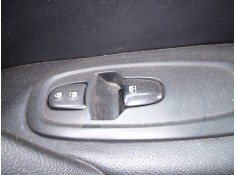 MANDO ELEVALUNAS DELANTERO DERECHO 