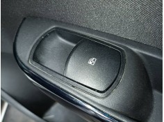 MANDO ELEVALUNAS DELANTERO DERECHO 