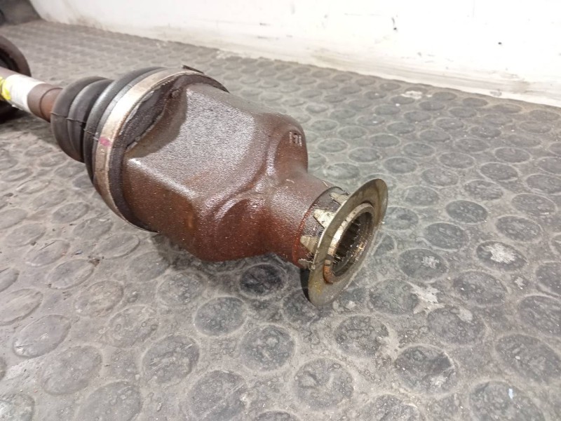 Recambio de transmision delantera derecha para renault twingo dynamique referencia OEM IAM 8200684084  P1-B6-24