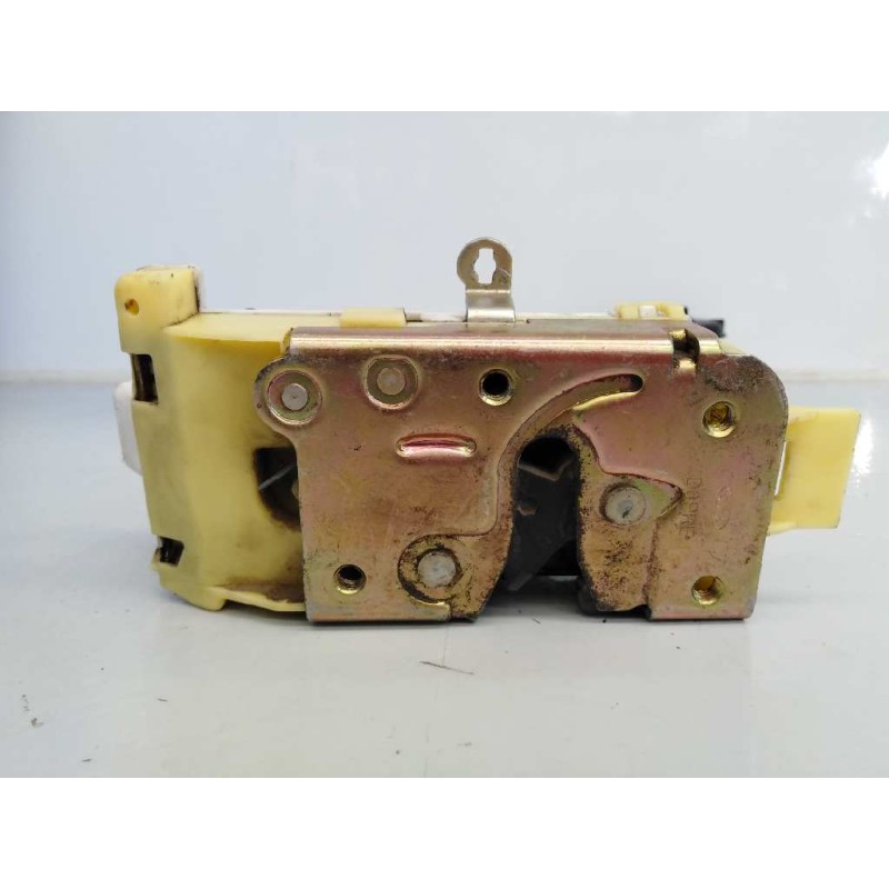 Recambio de cerradura puerta trasera izquierda para ford focus berlina (cak) referencia OEM IAM A26413  E2-B3-45-1