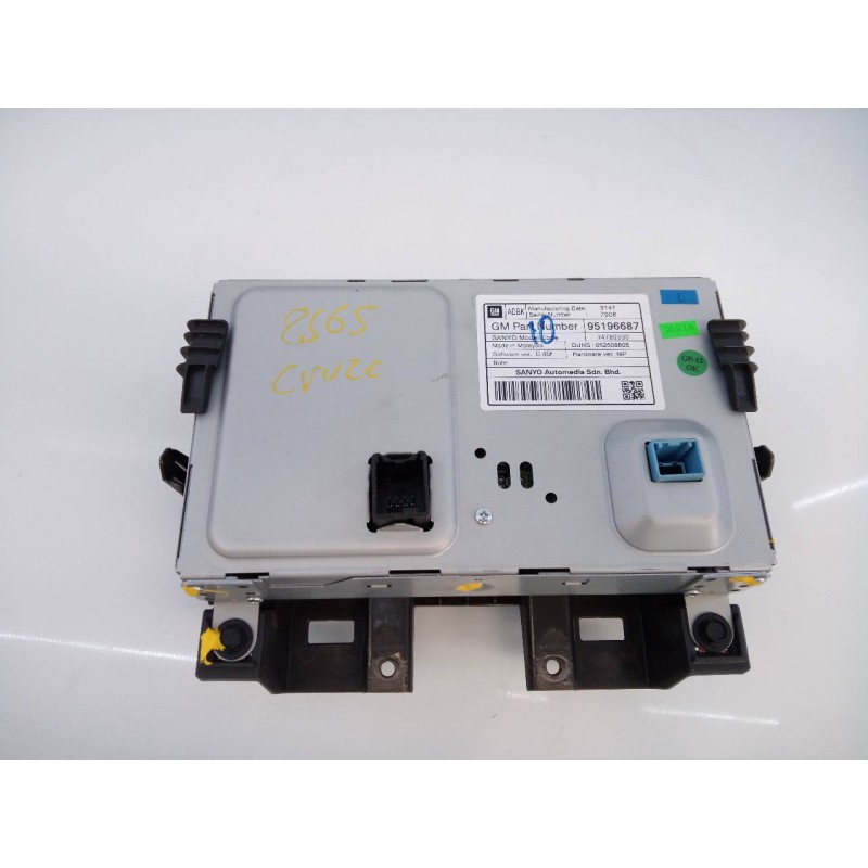 Recambio de sistema navegacion gps para chevrolet cruze hatchback lt referencia OEM IAM 25908967 95196687 E3-A5-35-3
