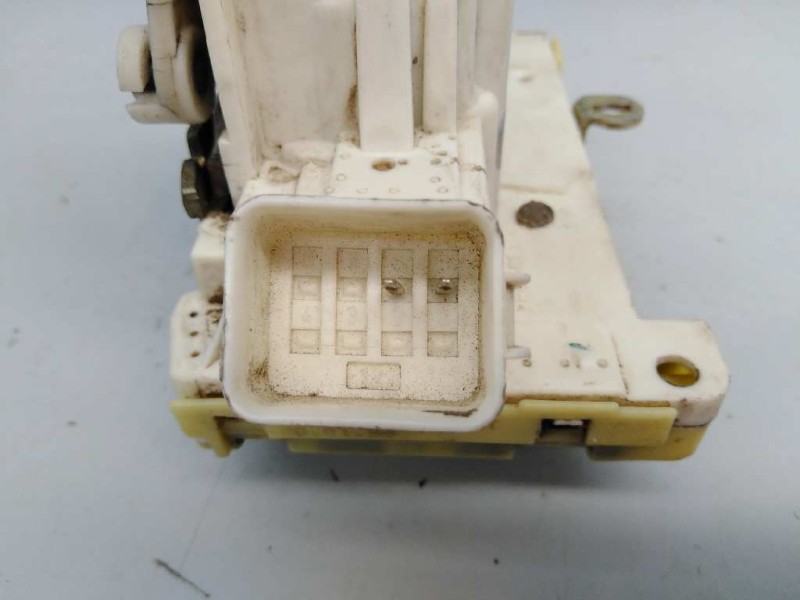 Recambio de cerradura puerta trasera izquierda para ford focus berlina (cak) referencia OEM IAM 26413  E2-B3-45-1