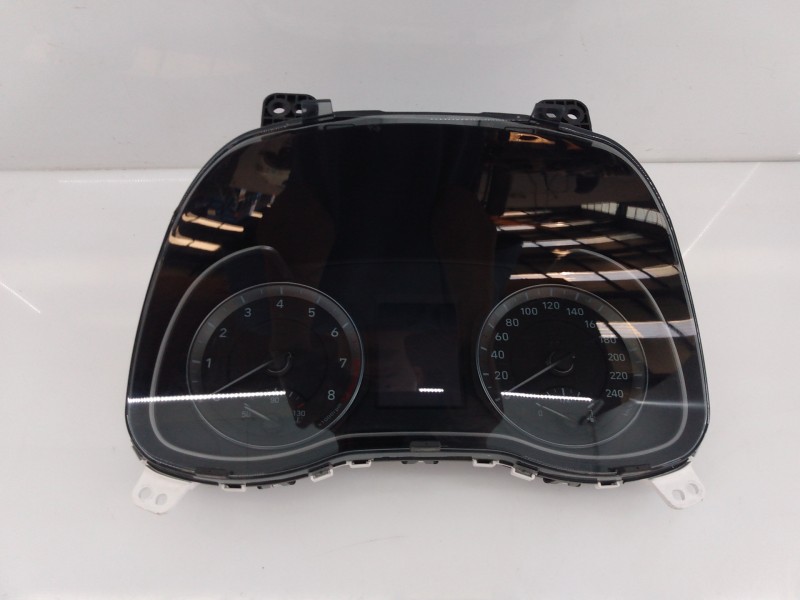 Recambio de cuadro instrumentos para hyundai kona essence 2wd referencia OEM IAM 94013J9670  E3-A3-50-1