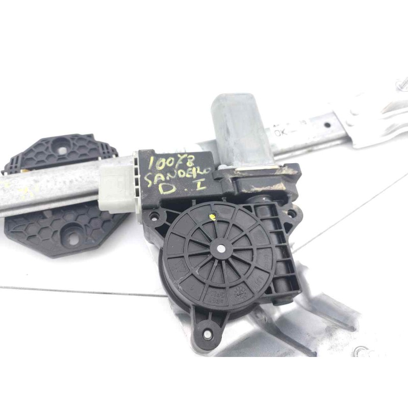 Recambio de elevalunas delantero izquierdo para dacia sandero stepway referencia OEM IAM 807211440R  E1-A1-36-2