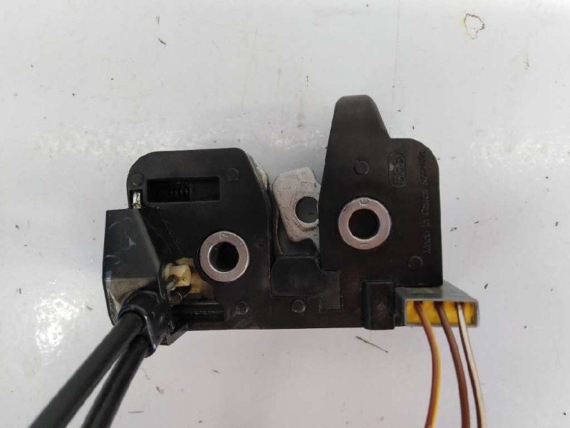 Recambio de cerradura maletero / porton para ford fiesta (cbk) referencia OEM IAM A43102  E2-B3-45-1