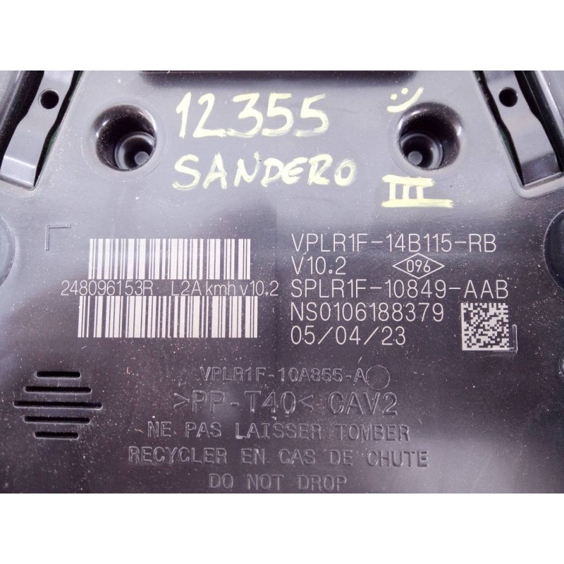 Recambio de cuadro instrumentos para dacia sandero iii stepaway referencia OEM IAM 248096153R  E2-A1-35-2