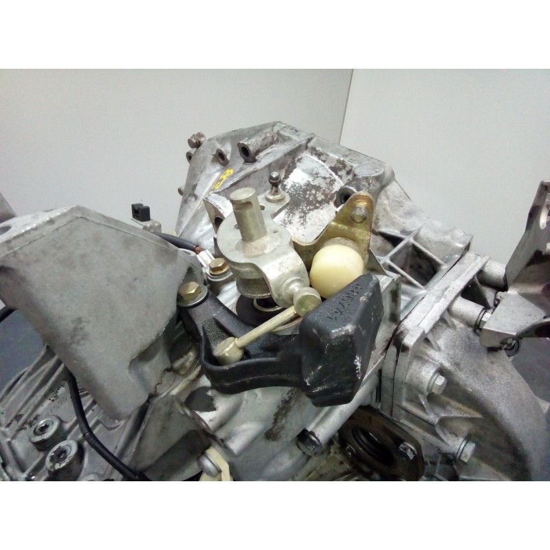 Recambio de caja cambios para peugeot 407 premium referencia OEM IAM 20MB17  M1-B2-41