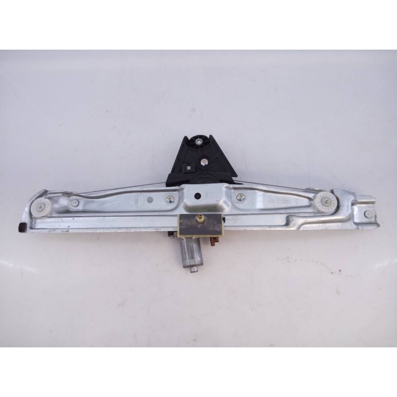 Recambio de elevalunas trasero derecho para dacia sandero iii stepaway referencia OEM IAM   E1-A1-36-2