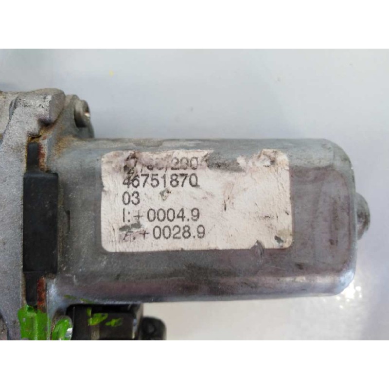 Recambio de elevalunas delantero derecho para alfa romeo 147 (190) referencia OEM IAM 46751870  E2-B2-53-2