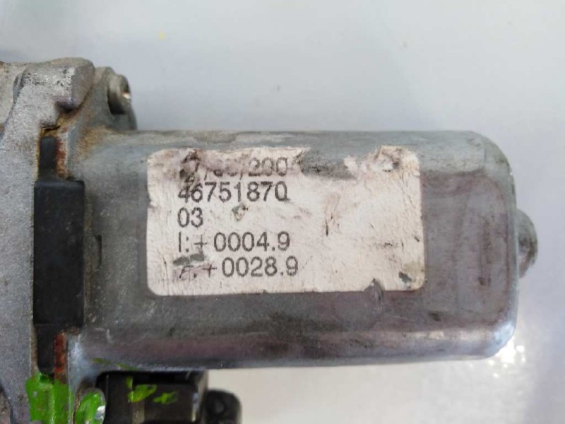 Recambio de elevalunas delantero derecho para alfa romeo 147 (190) referencia OEM IAM 46751870  E2-B2-53-2